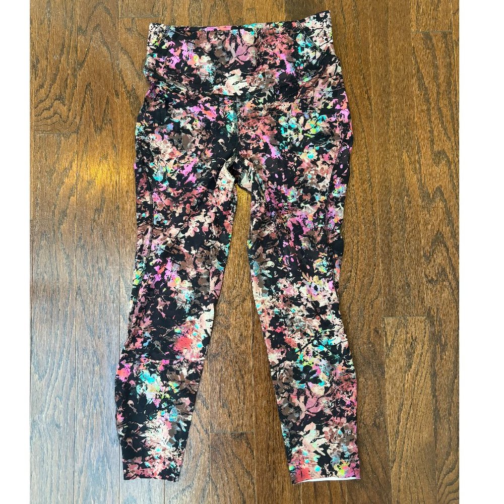 Lululemon  Size 8 Base Pace High Rise Crop Leggings Multicolor